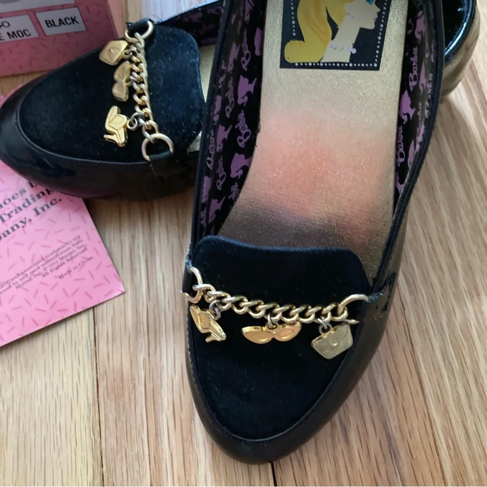 Vintage RARE 1993 Barbie 35th anniversary patent flats little girls size 10.5
